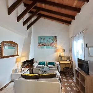 https://casa-singular-en-marbella-cerca-de-la-playa.es-andalucia.com